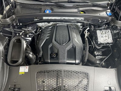 2022 Porsche Macan Base