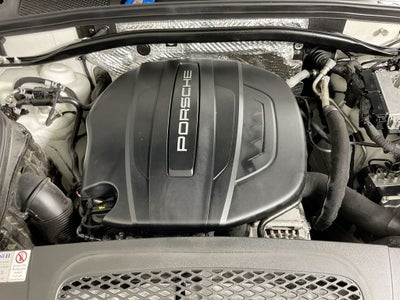 2019 Porsche Macan Base