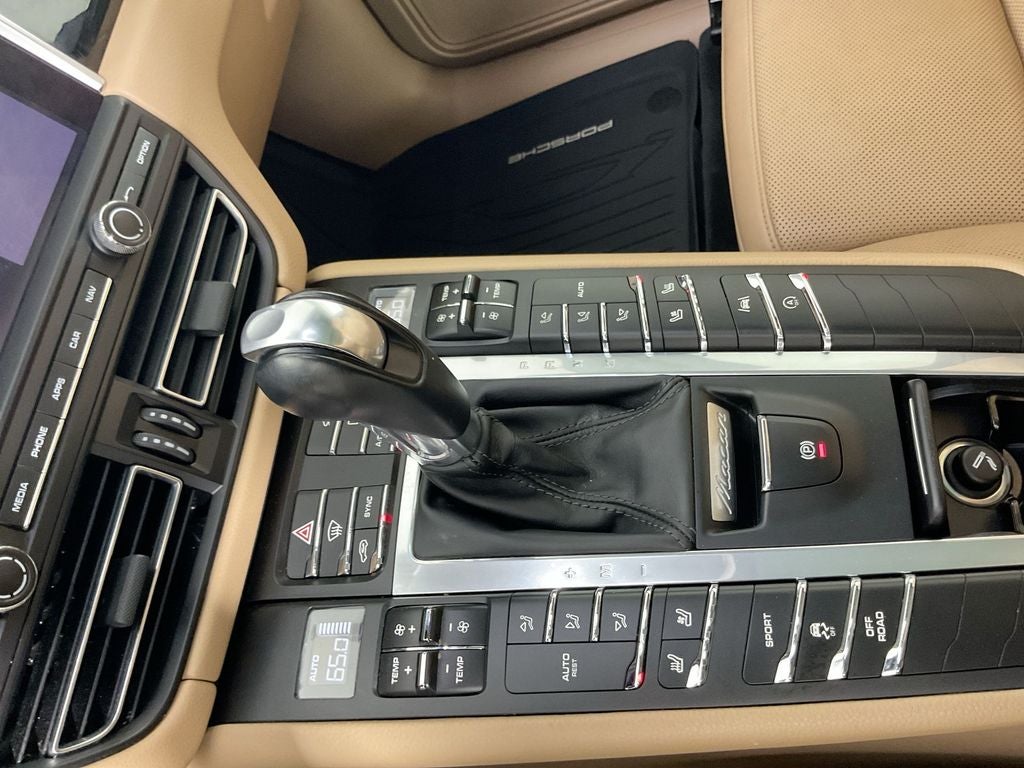 2019 Porsche Macan Base