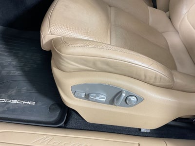 2019 Porsche Macan Base