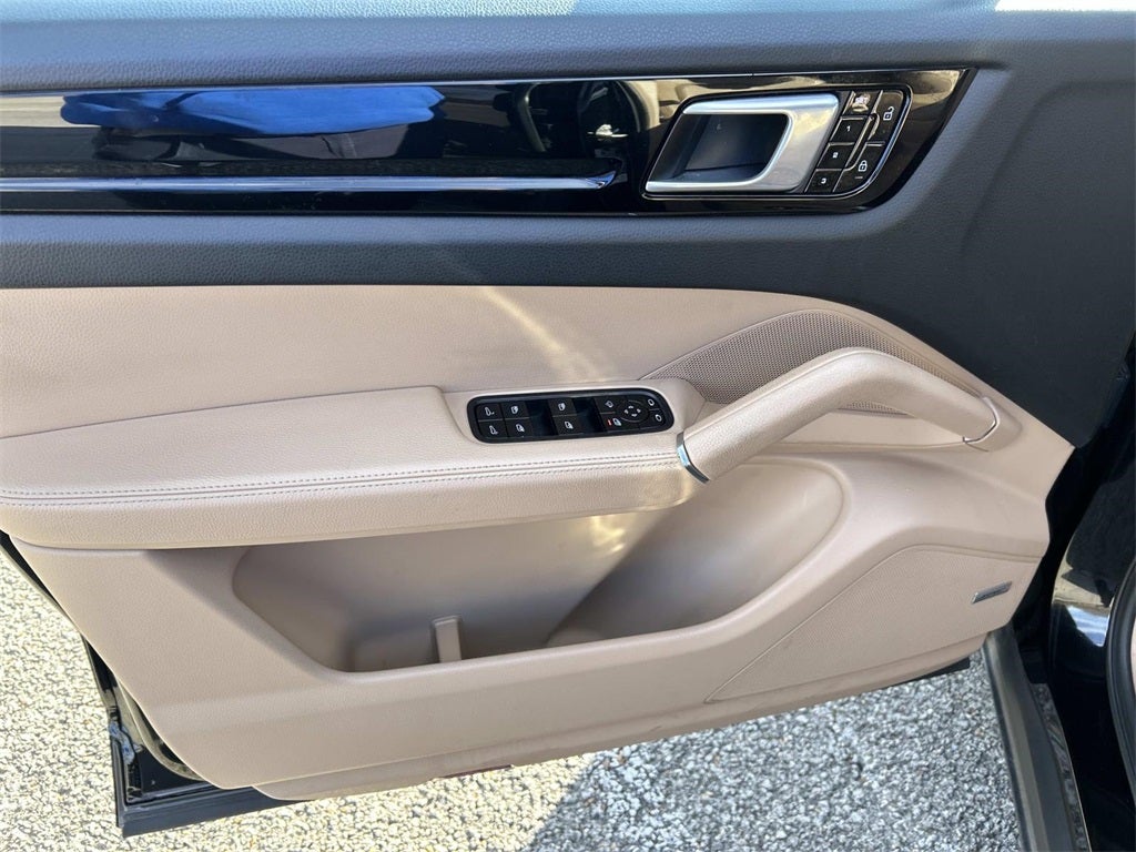 2020 Porsche Cayenne Base