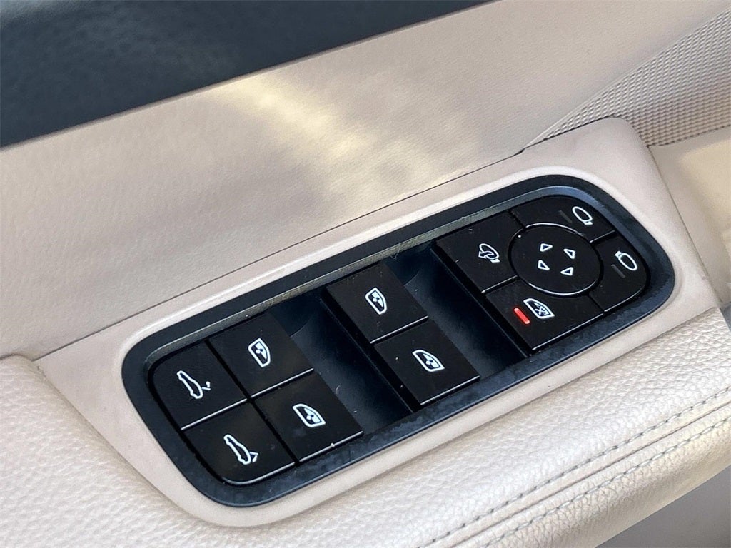 2020 Porsche Cayenne Base