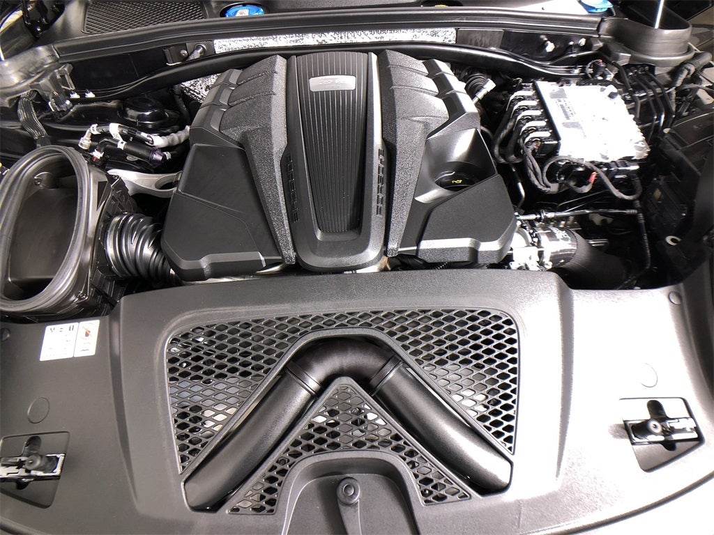 2024 Porsche Macan GTS