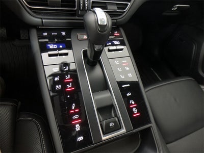 2024 Porsche Macan GTS