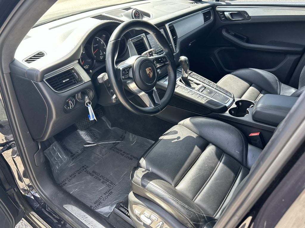 2015 Porsche Macan Turbo