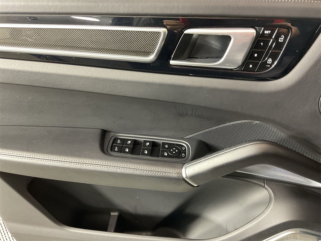 2021 Porsche Cayenne Coupe Turbo