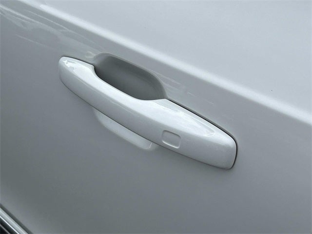 2023 Volvo XC90 B6 Plus 6-Seater