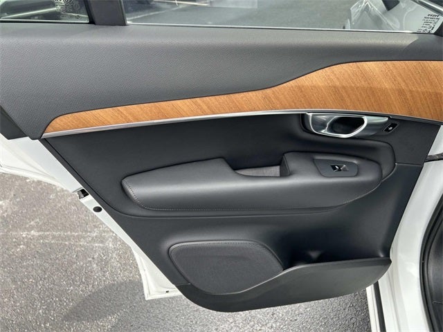 2023 Volvo XC90 B6 Plus 6-Seater