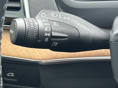 2025 Volvo XC90 Plus