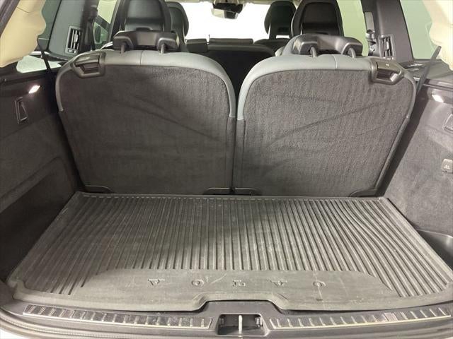 2020 Volvo XC90 T6 Momentum