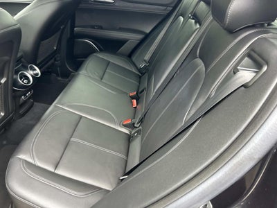 2022 Alfa Romeo Stelvio Sprint