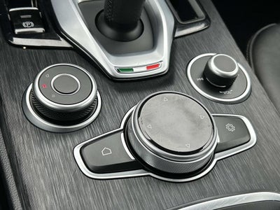 2022 Alfa Romeo Stelvio Sprint