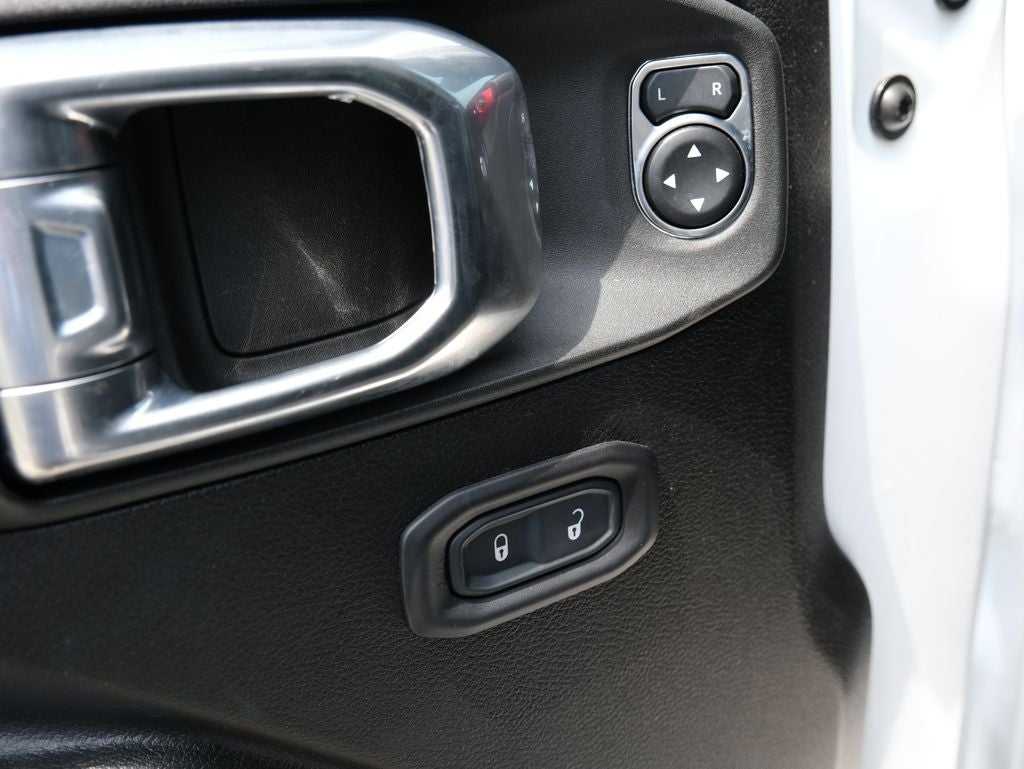2022 Jeep Wrangler Willys