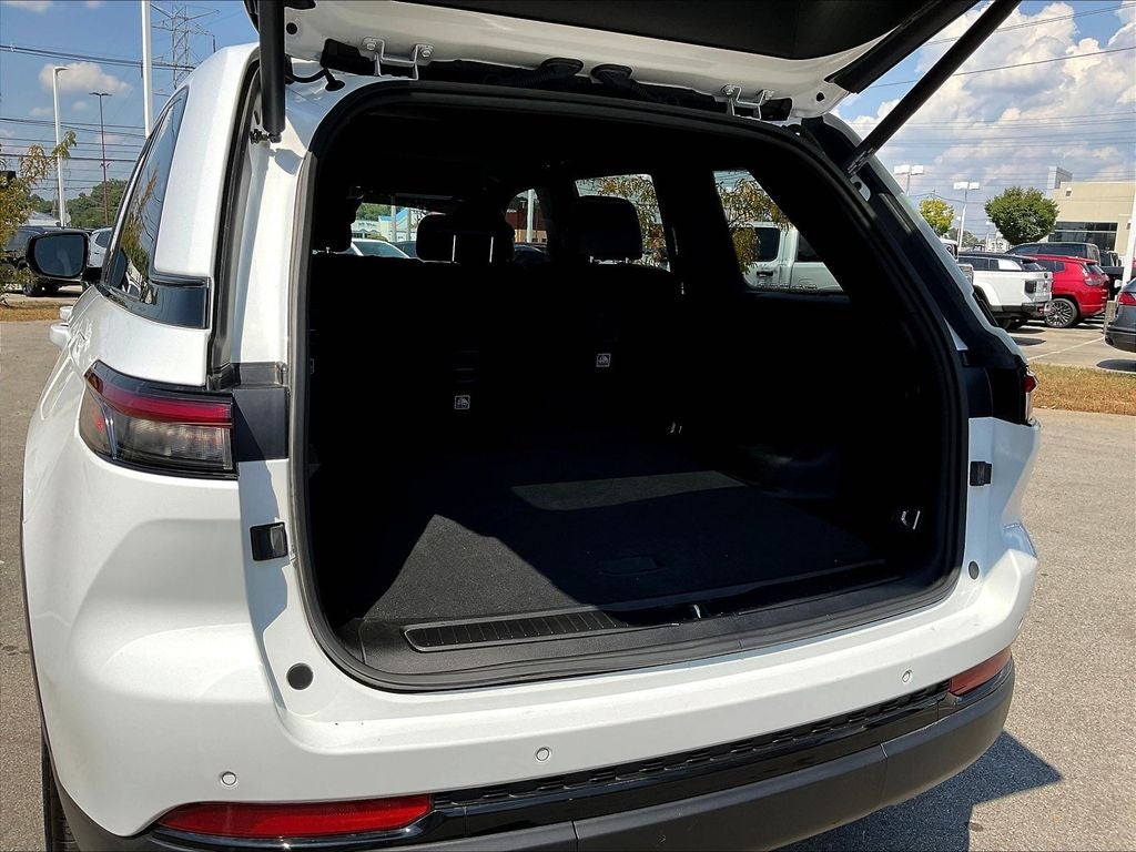 2022 Jeep Grand Cherokee Altitude
