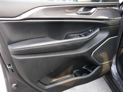 2022 Jeep Grand Cherokee Altitude