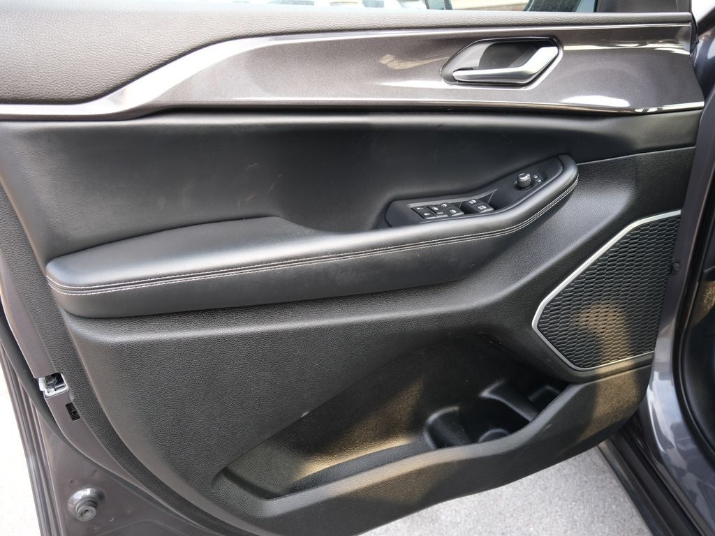 2022 Jeep Grand Cherokee Altitude