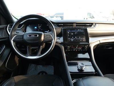 2022 Jeep Grand Cherokee Altitude