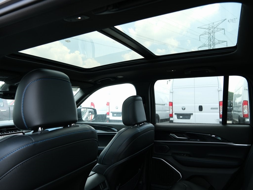 2024 Jeep Grand Cherokee Trailhawk 4xe