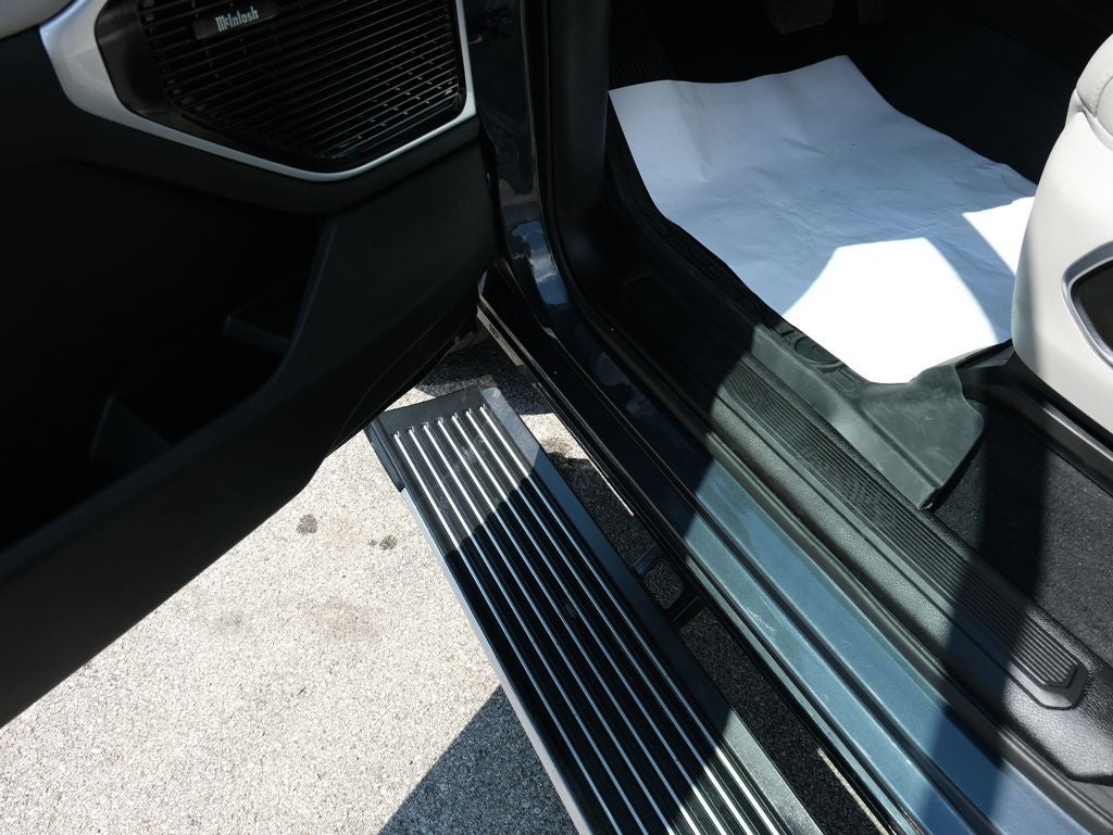 2025 Jeep Wagoneer Series III