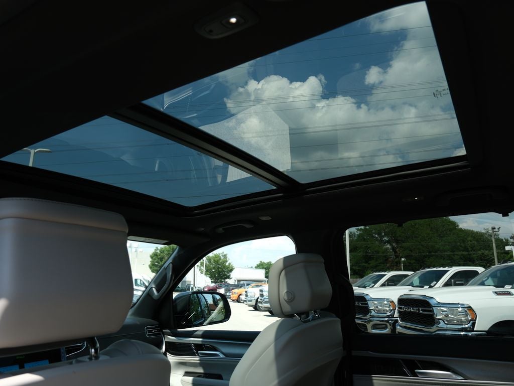2025 Jeep Wagoneer Series III