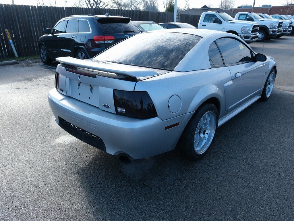2001 Ford Mustang GT Deluxe