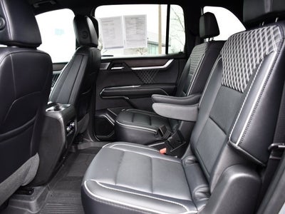 2024 GMC Acadia Denali