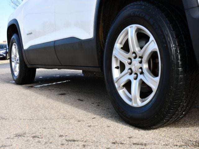 2017 GMC Acadia SLE-1