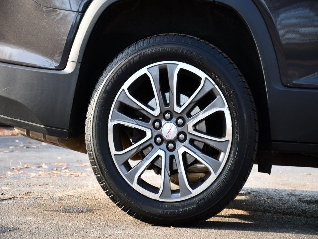 2017 GMC Acadia SLT 1