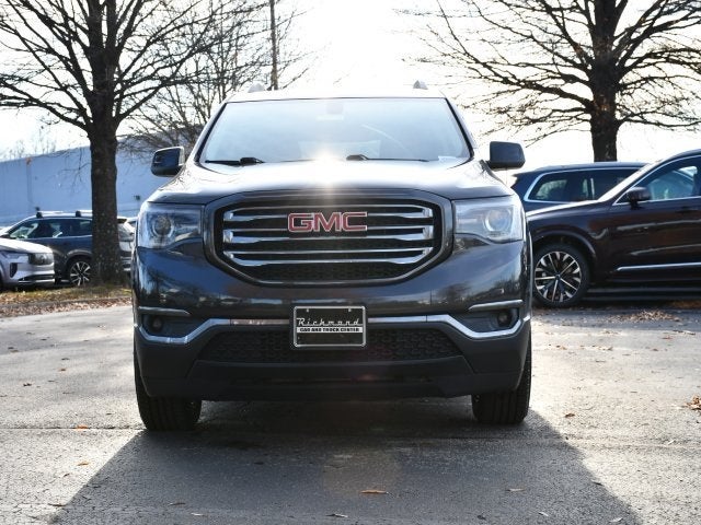 2017 GMC Acadia SLT 1