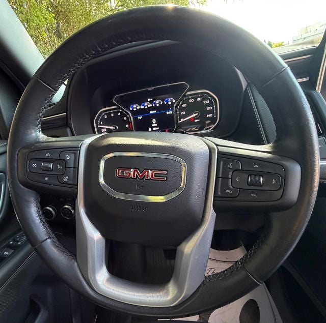 2021 GMC Yukon SLT