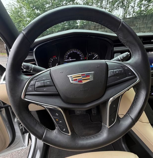 2018 Cadillac XT5 Premium Luxury
