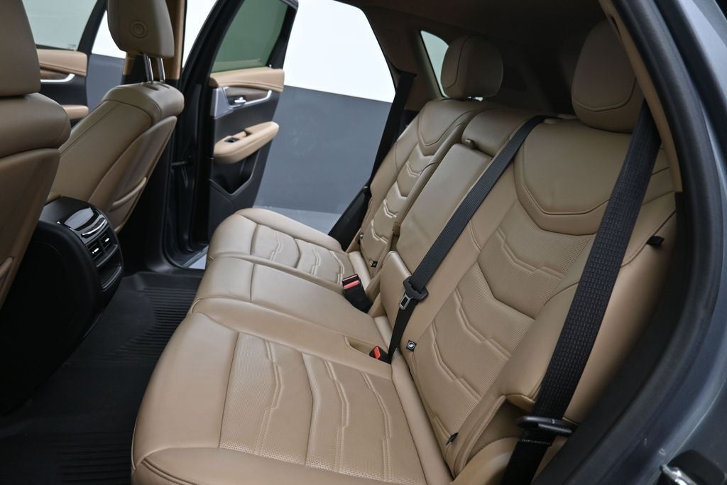 2022 Cadillac XT5 AWD Premium Luxury
