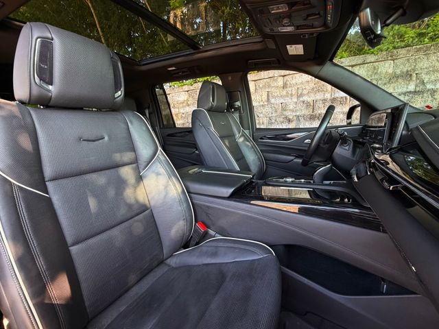 2023 Cadillac Escalade ESV Sport