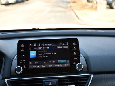 2022 Honda Accord Hybrid Touring