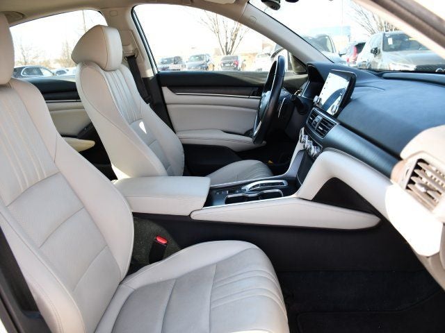 2022 Honda Accord Hybrid Touring