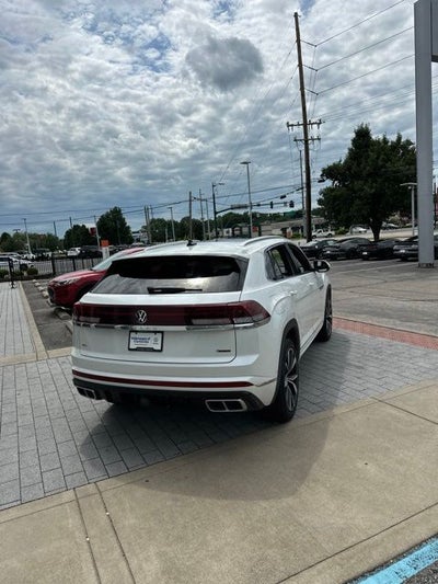 2025 Volkswagen Atlas Cross Sport 2.0T SEL Premium R-Line