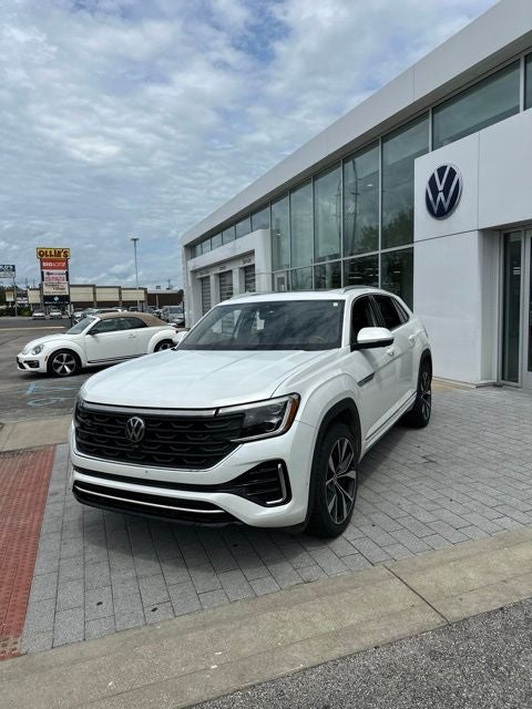 2025 Volkswagen Atlas Cross Sport 2.0T SEL Premium R-Line