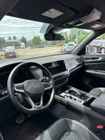 2025 Volkswagen Atlas Cross Sport 2.0T SEL Premium R-Line