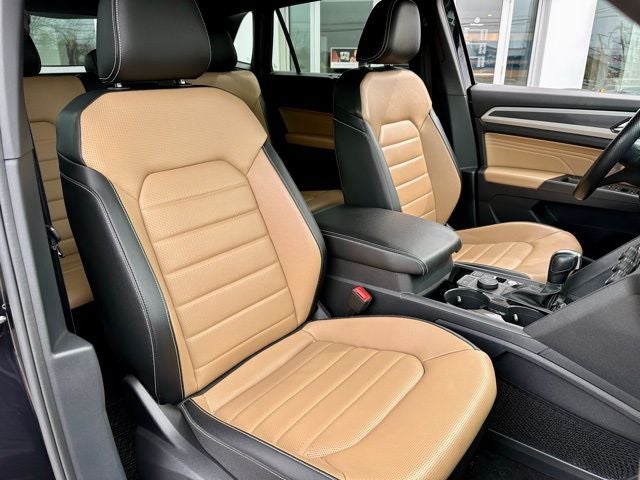 2023 Volkswagen Atlas Cross Sport 3.6L V6 SEL Premium R-Line