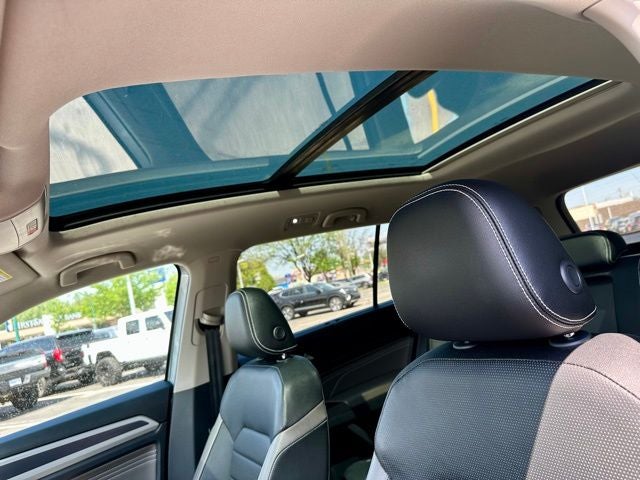 2023 Volkswagen Atlas 3.6L V6 SEL Premium R-Line