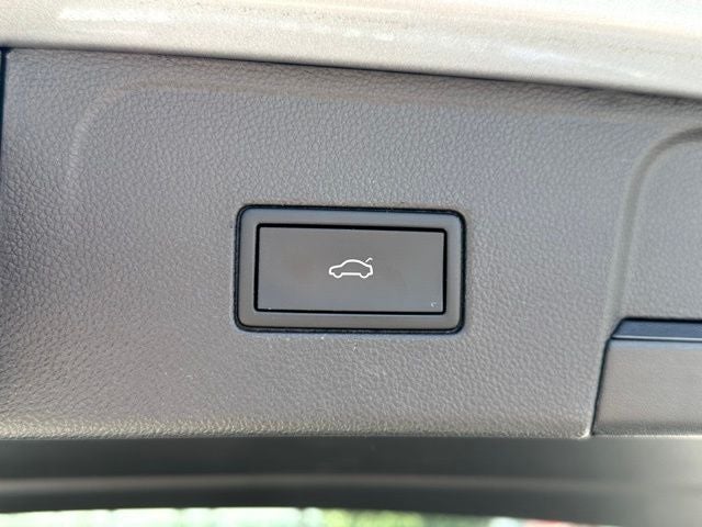 2023 Volkswagen Atlas 3.6L V6 SEL Premium R-Line