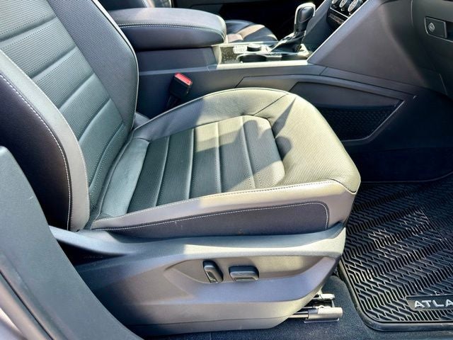 2023 Volkswagen Atlas 3.6L V6 SEL Premium R-Line
