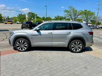 2023 Volkswagen Atlas 3.6L V6 SEL Premium R-Line