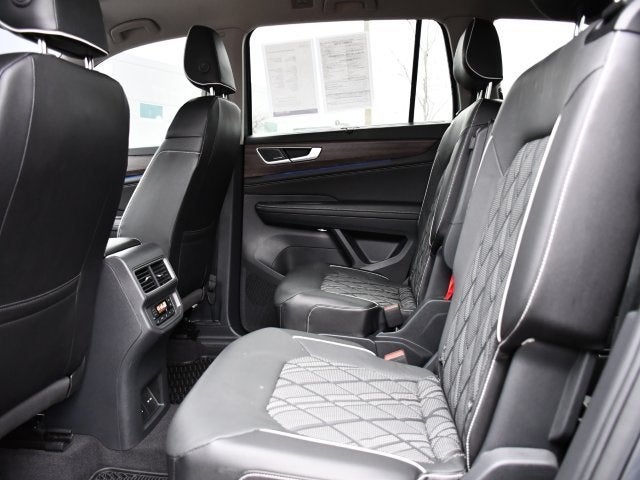 2024 Volkswagen Atlas 2.0T SEL Premium R-Line