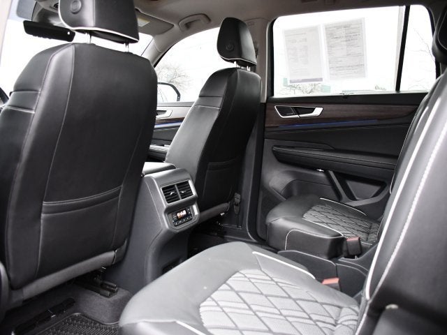 2024 Volkswagen Atlas 2.0T SEL Premium R-Line