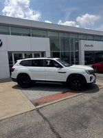 2024 Volkswagen Atlas 2.0T Peak Edition SEL