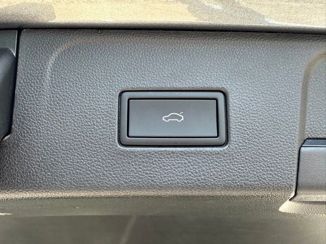 2023 Volkswagen Atlas 2.0T SE w/Technology