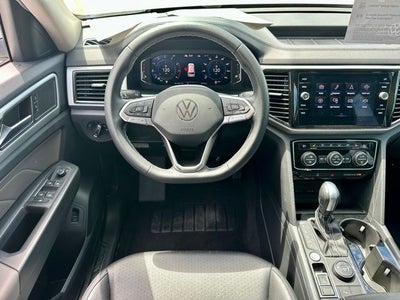 2023 Volkswagen Atlas 2.0T SE w/Technology