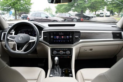 2022 Volkswagen Atlas 3.6L V6 SE w/Technology