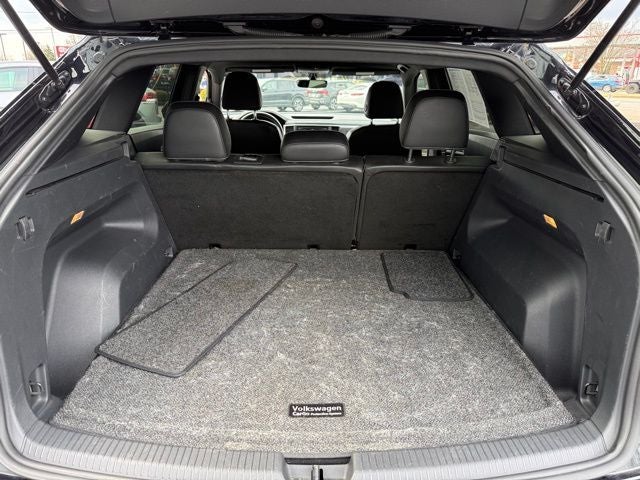 2022 Volkswagen Atlas Cross Sport 2.0T SE